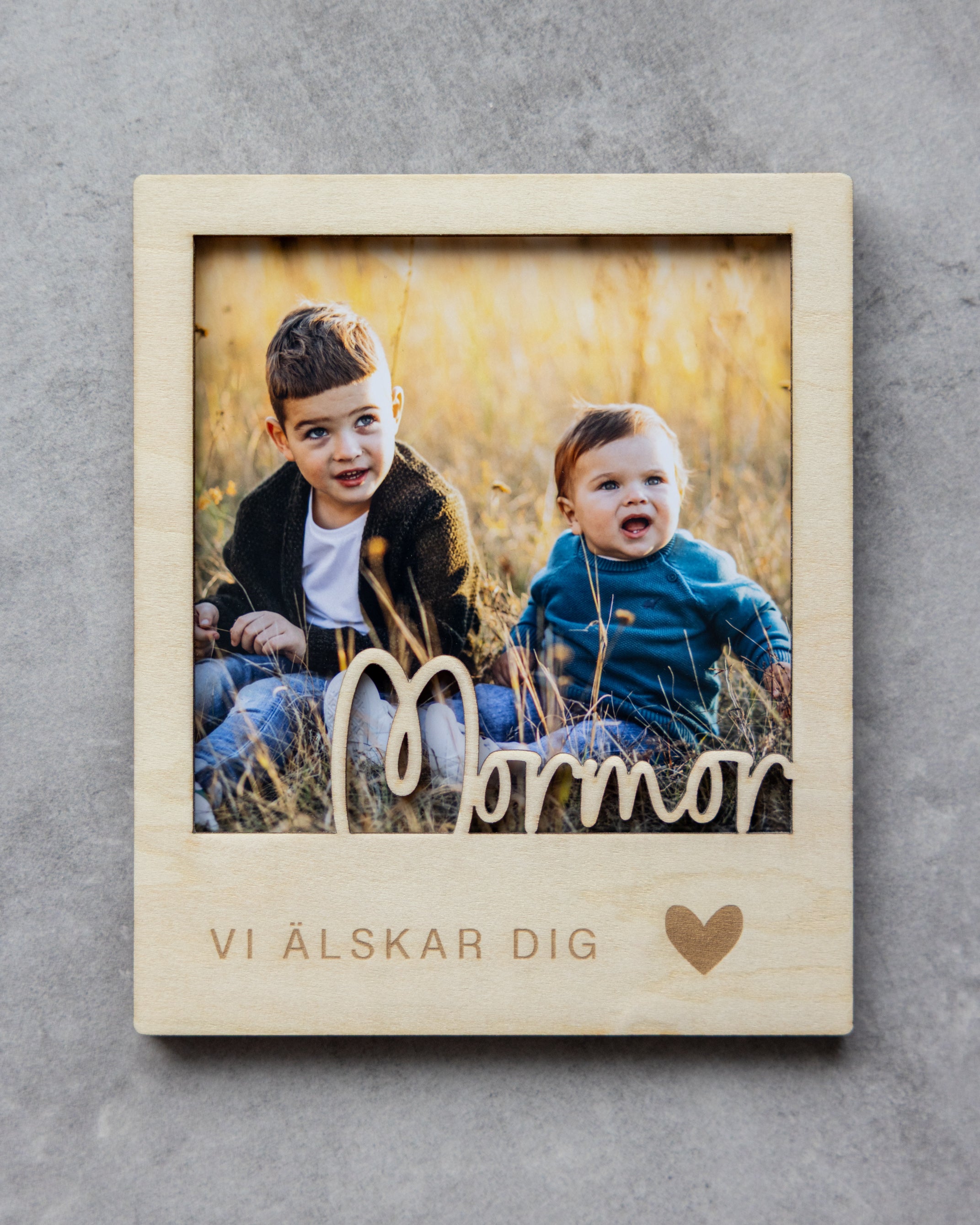 Magnetisk fotoram i trä - personlig fotopresent